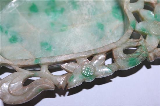 Six assorted Chinese hardstone cameos and a quantity of unmounted stones